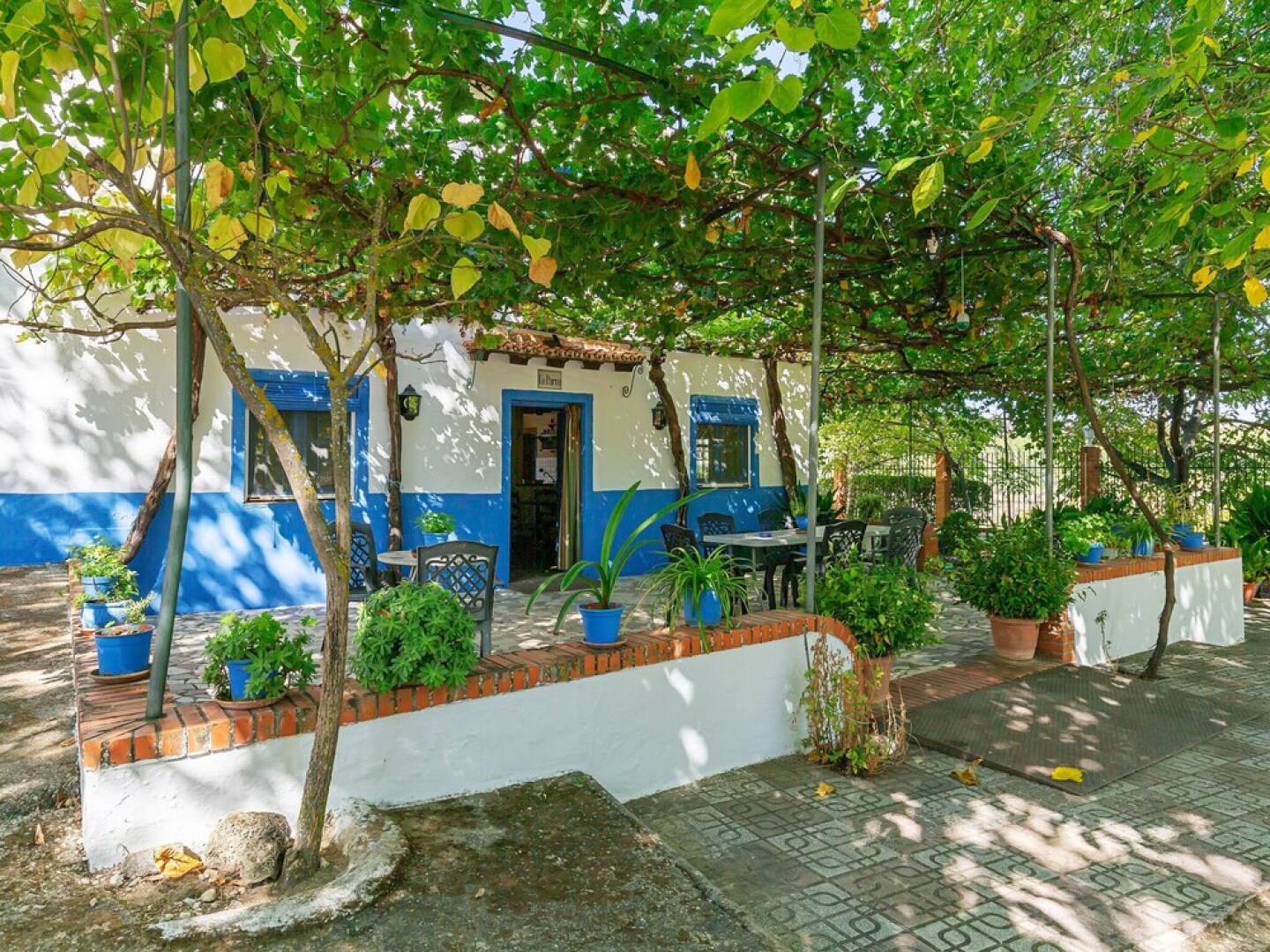 Delightful Mansion in Huétor-Tájar near Sea