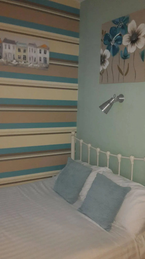 The Cressington Hotel