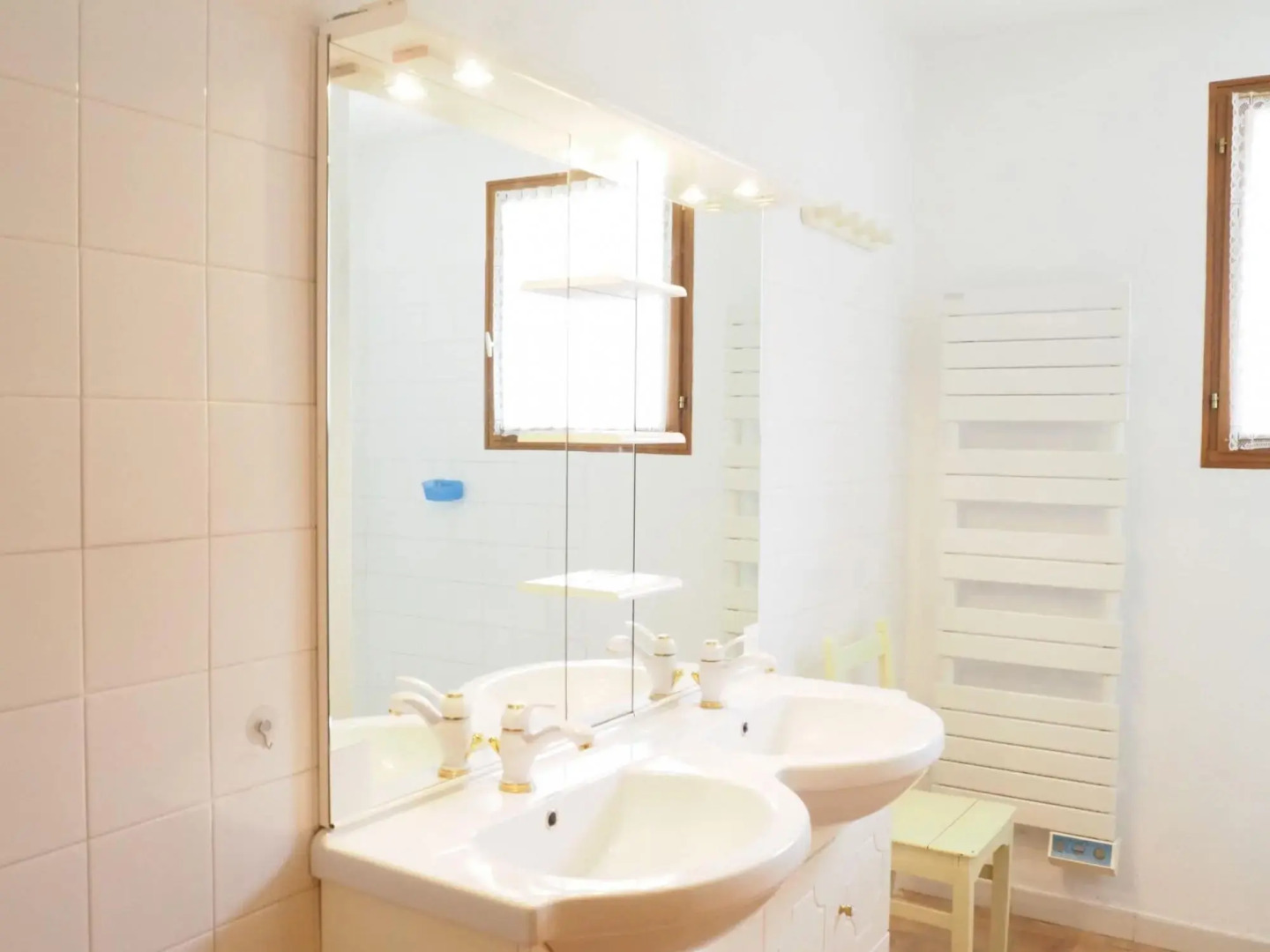 Holiday home with outdoor pool, Bédoin