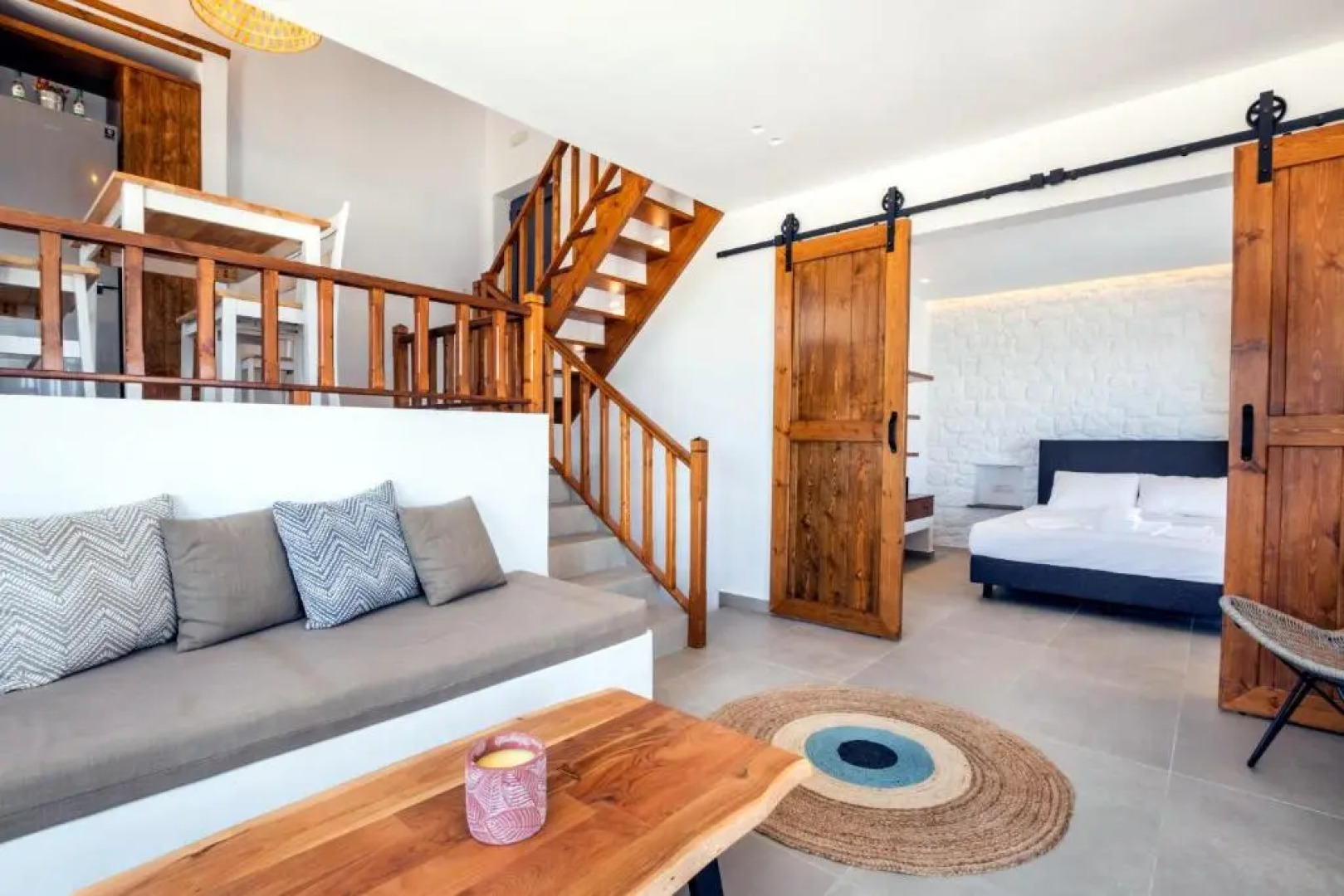 Cato Agro 1, Seafront Villa with Private Pool