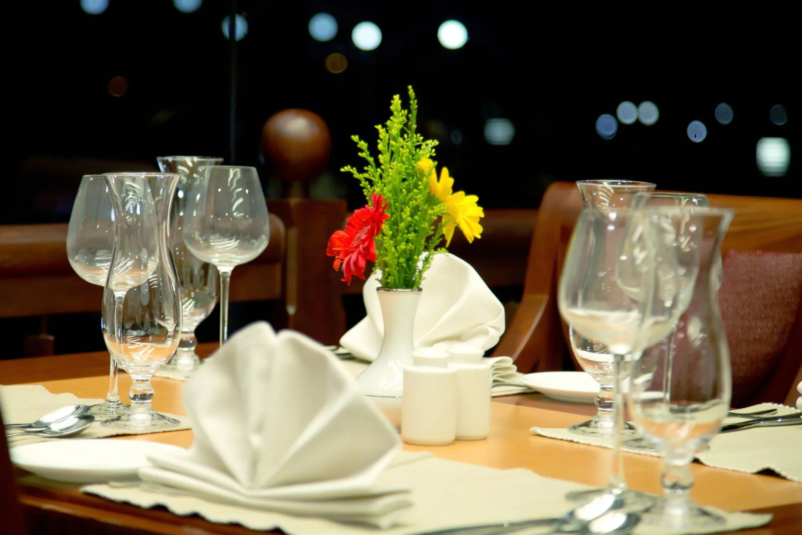 Sterling Lake Palace Alleppey