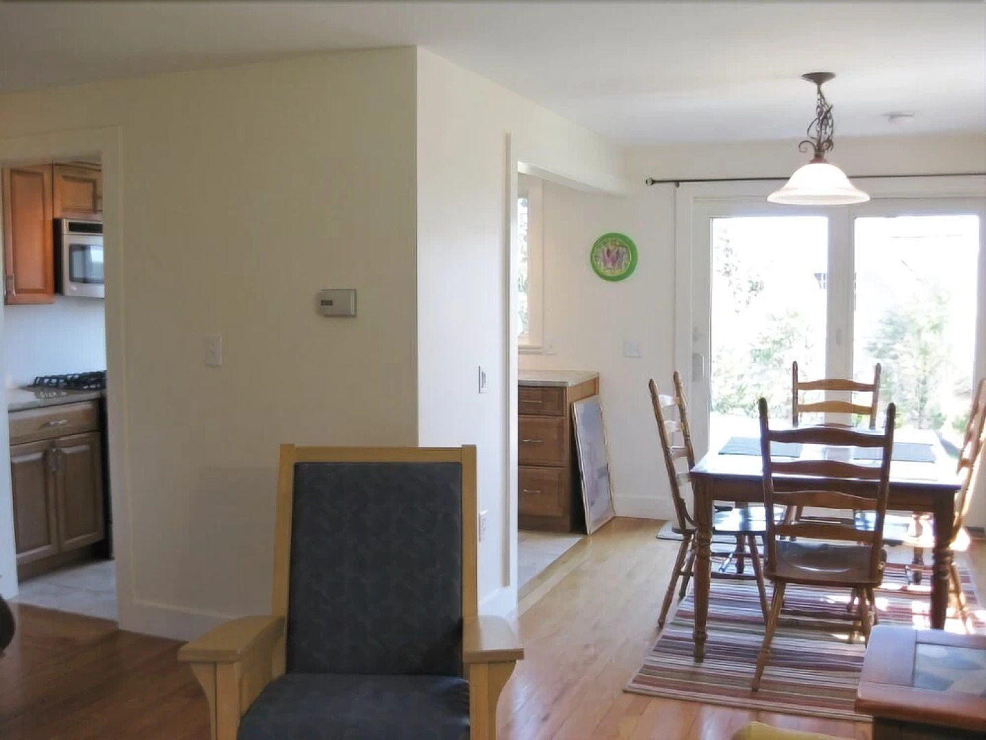 570 State - 2 Bedroom House