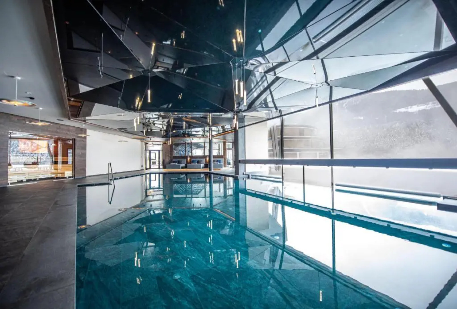 Kronhotel Leitgam luxury hotel for two