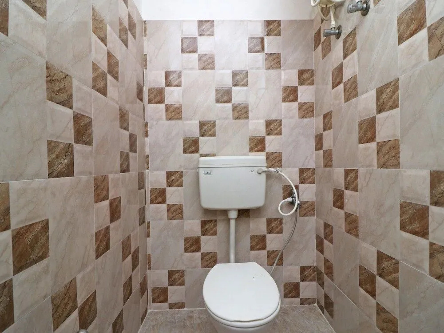 Hotel Saraogi Palace