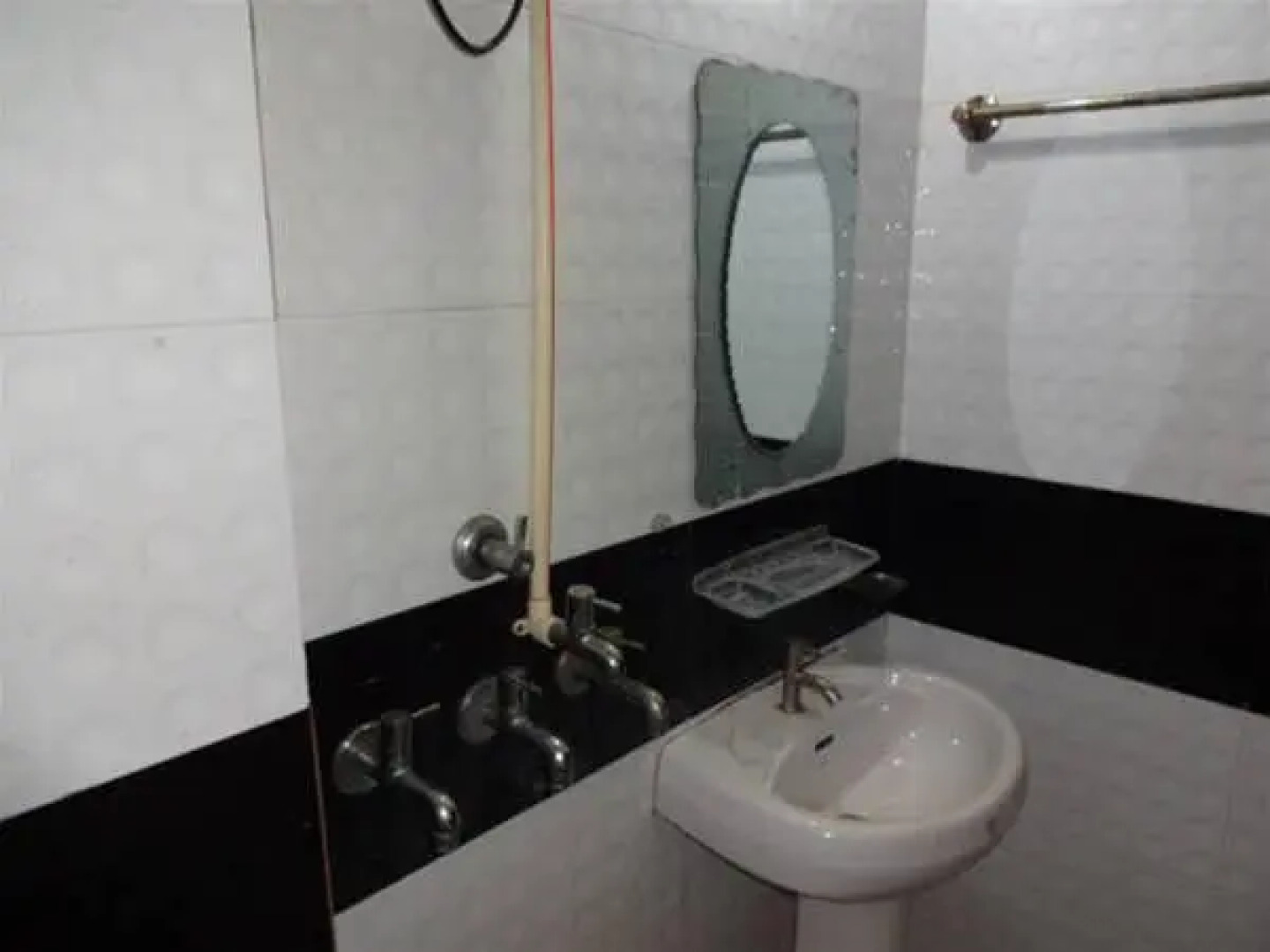 Hotel Bharat Residency