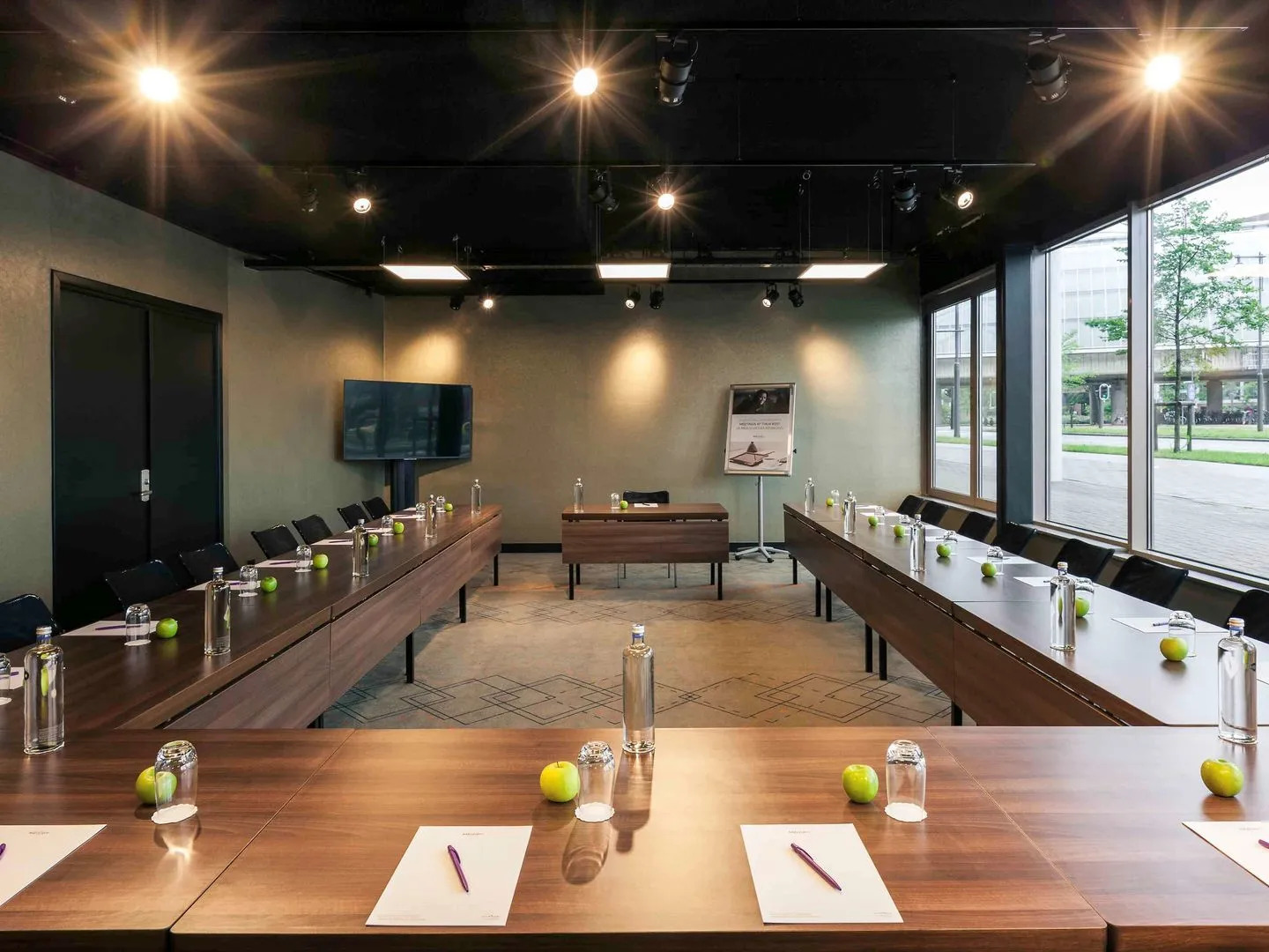 Mercure Hotel Amsterdam Sloterdijk Station