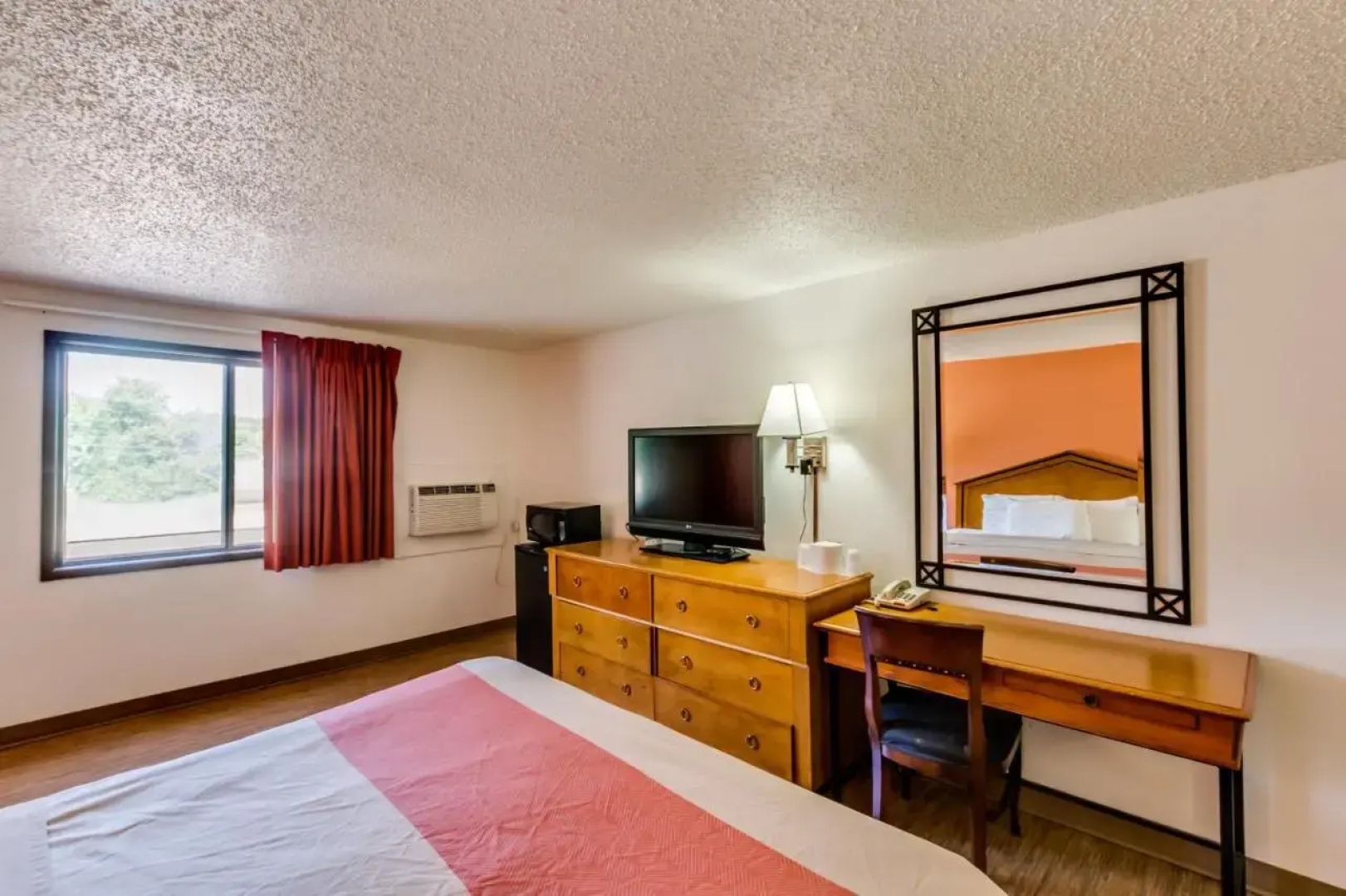 Super 8 Albert Lea Mn