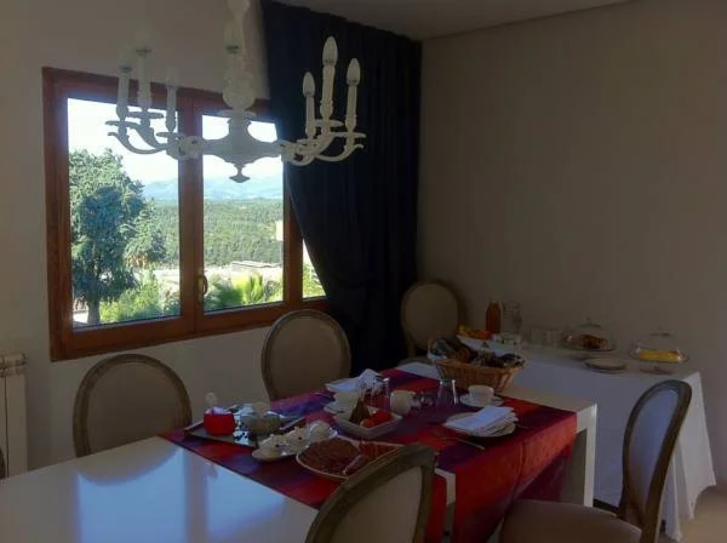 Montjuic Bed & Breakfast
