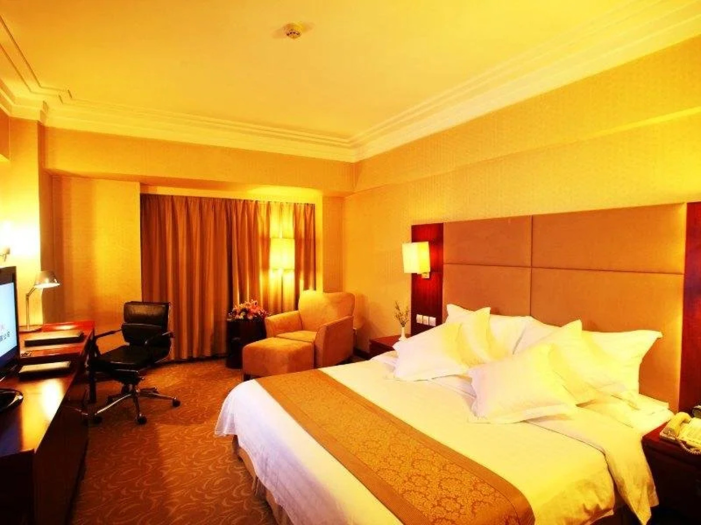 Yingkou Gangfeng Hotel