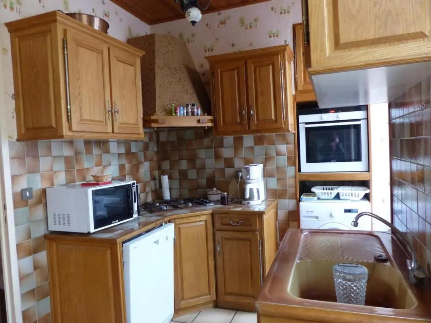 Gîte Saint-Germain-des-Fossés, 5 pièces, 8 personnes - FR-1-489-248