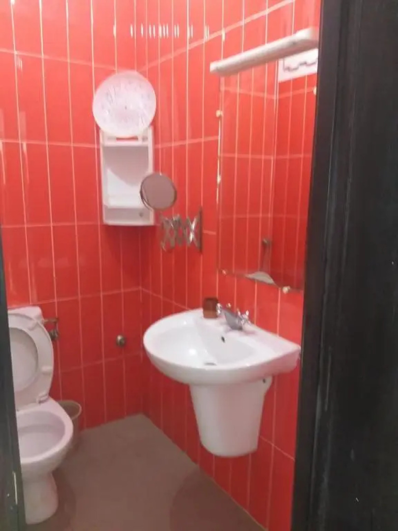 Bel appartement meublé B 16