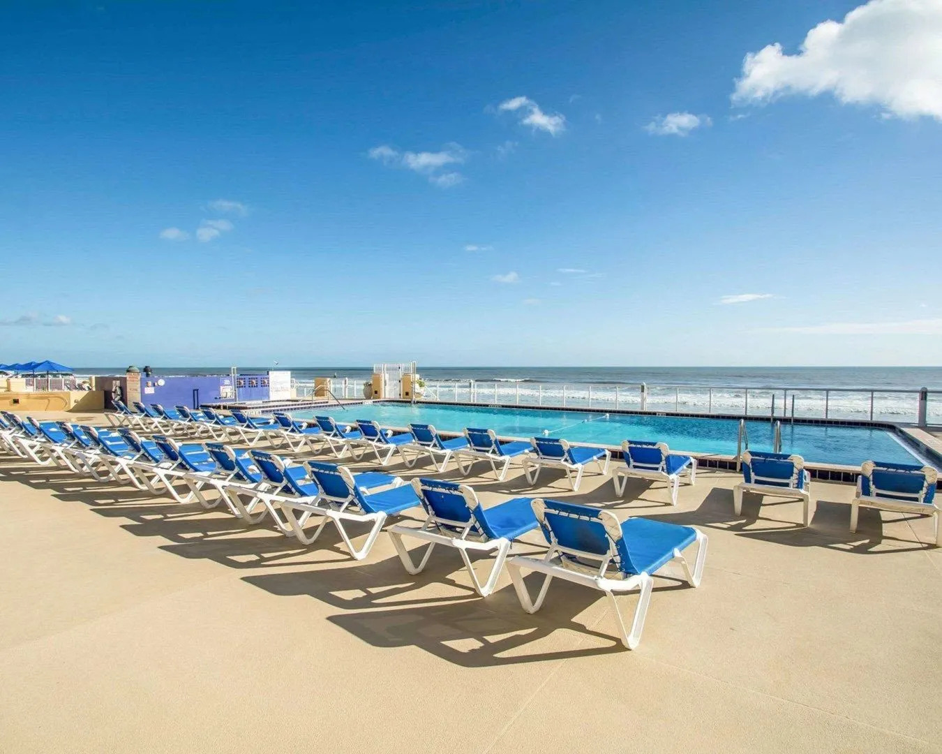 Casa Del Mar Beach Resort