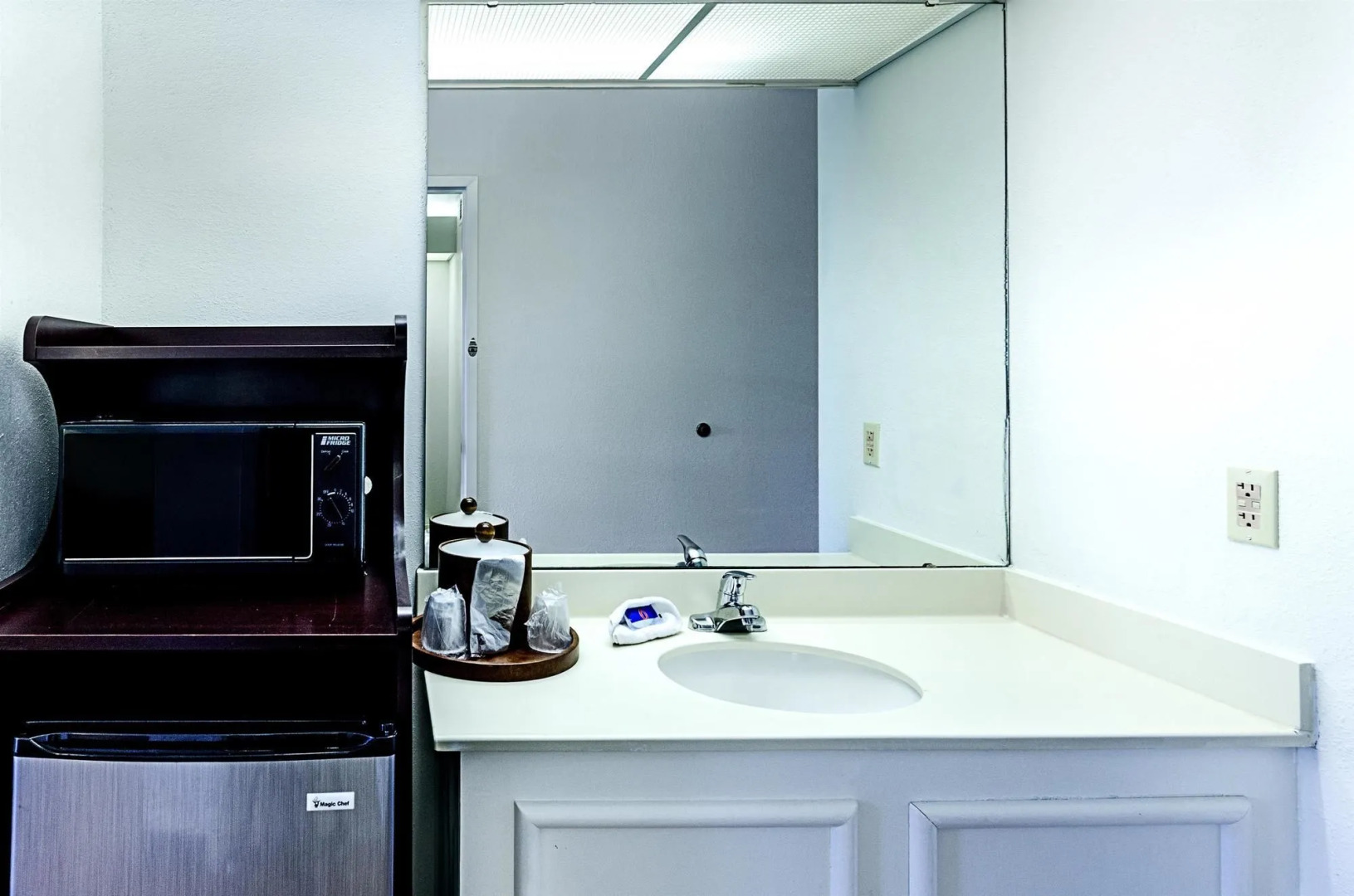 Travelodge by Wyndham Roanoke