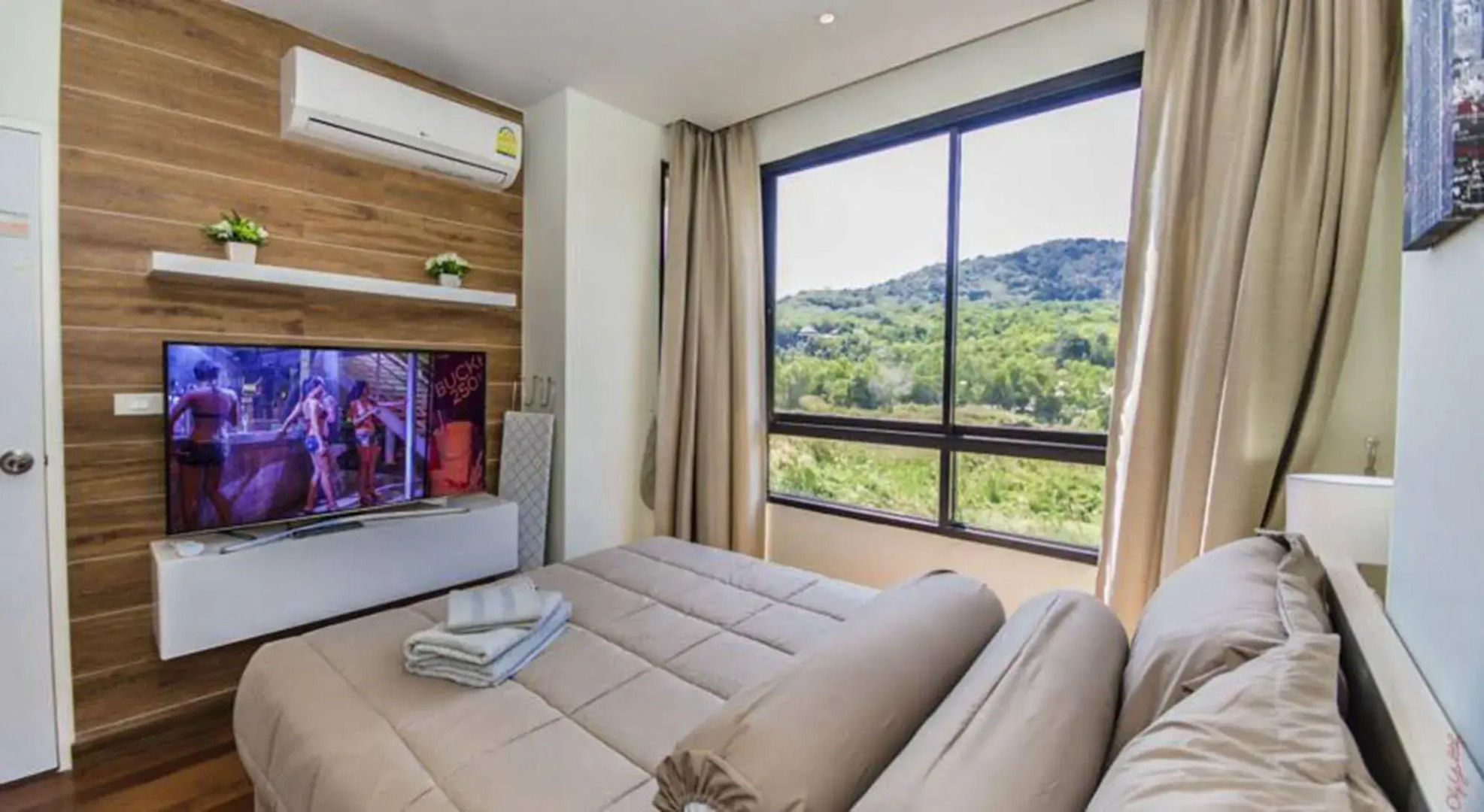 The Lago Apartments by Tropiclook