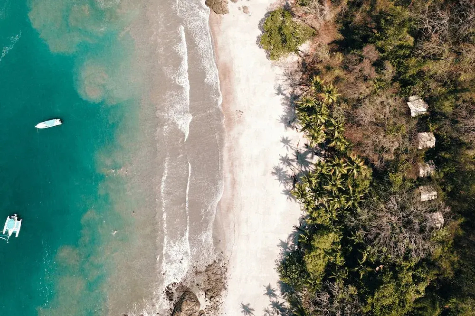 Los Vivos Beachfront Experience