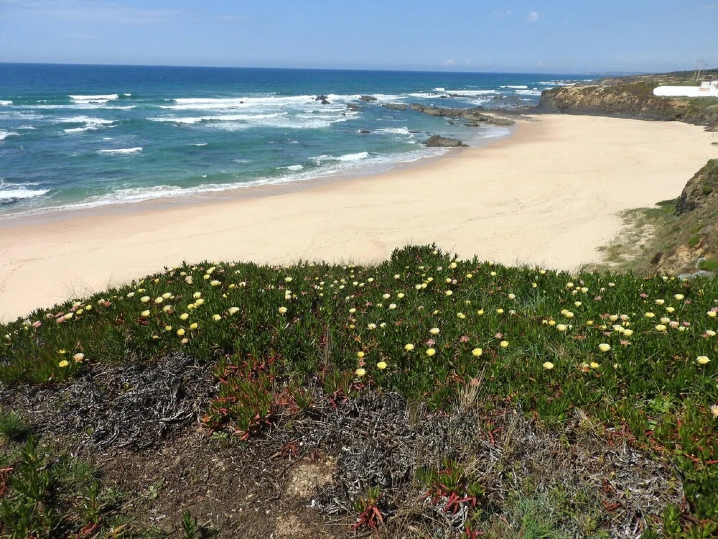 House With one Bedroom in Almograve, With Wonderful sea View, Furnished Terrace and Wifi Near the Beach