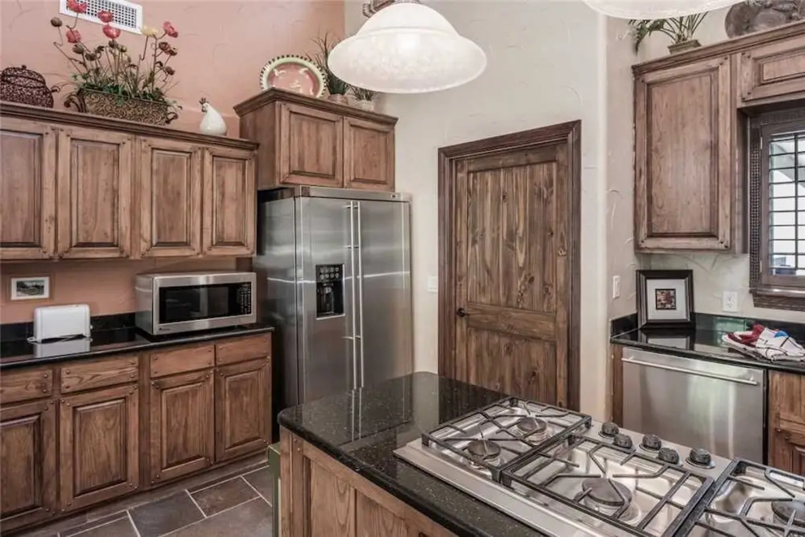 Casa Elegante - Four Bedroom Cabin