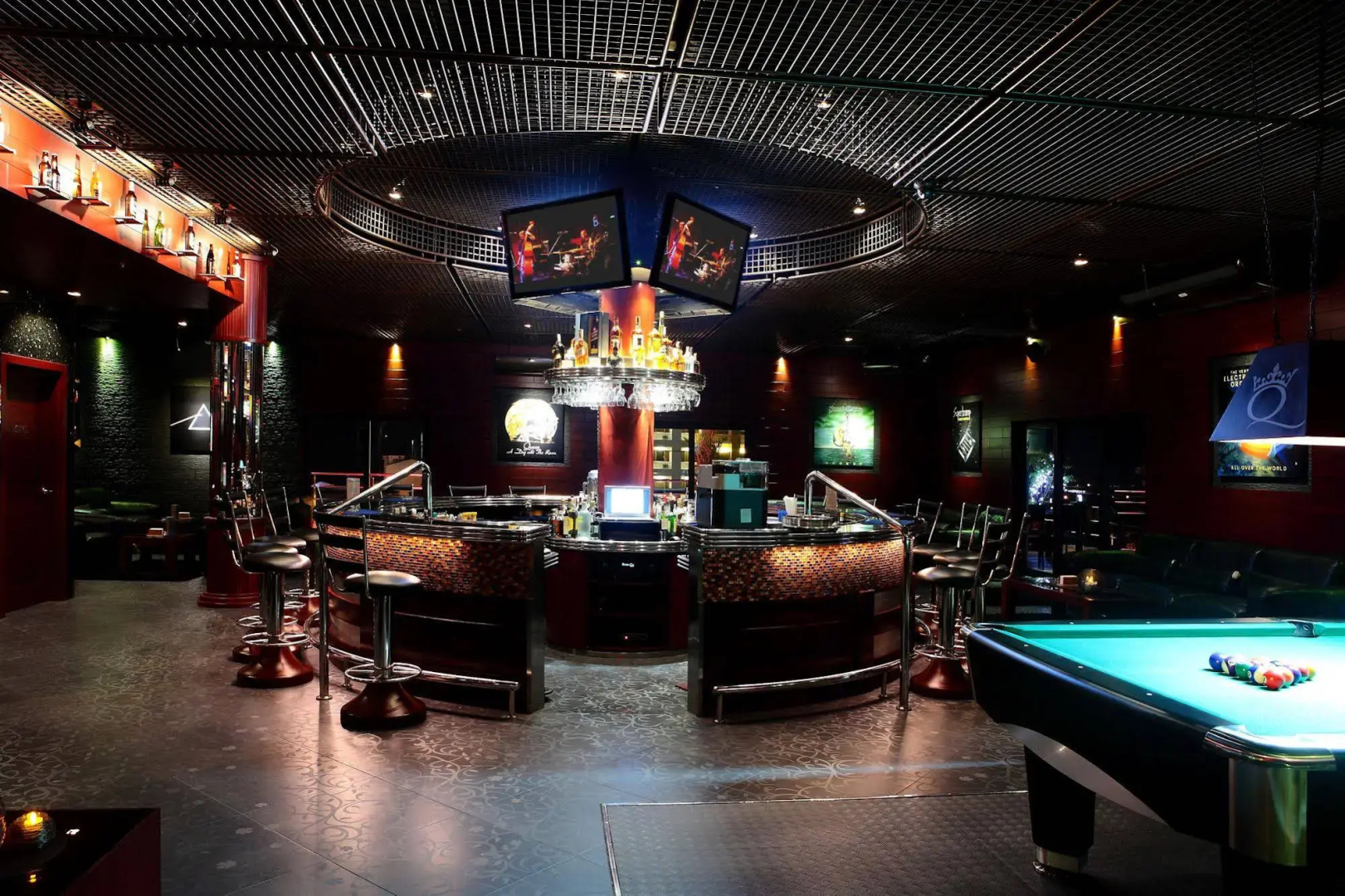 Queens Hotel