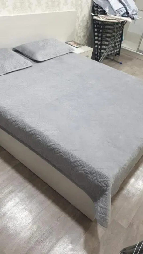 Apartment on Metallurgov 32