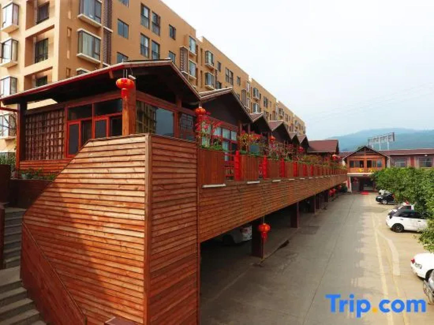 Xinjia Yuquan Hot Spring Hotel