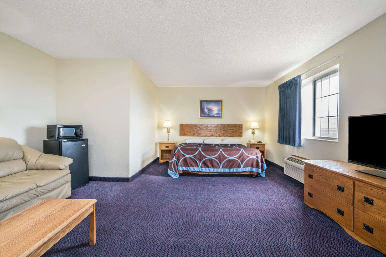 Super 8 by Wyndham Neillsville WI