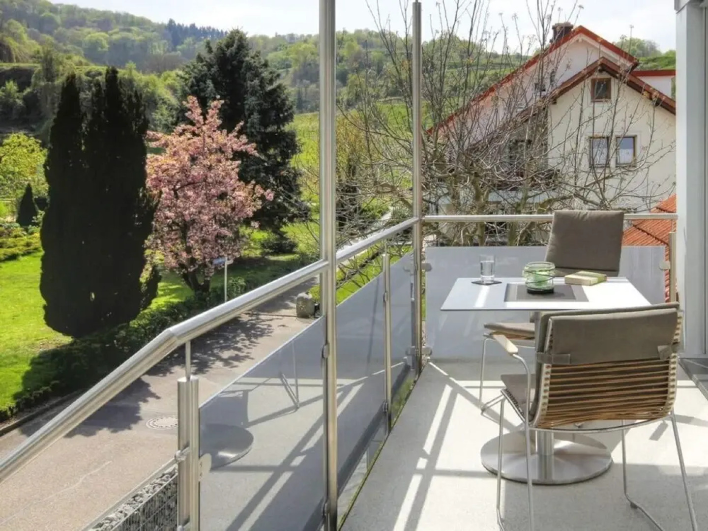 Savoir Vivre Modern Retreat