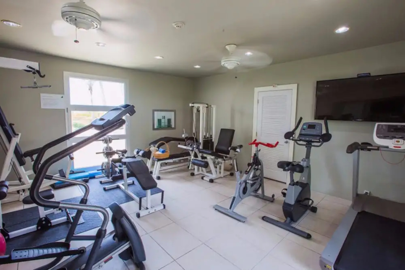 Le Vele Condominiums