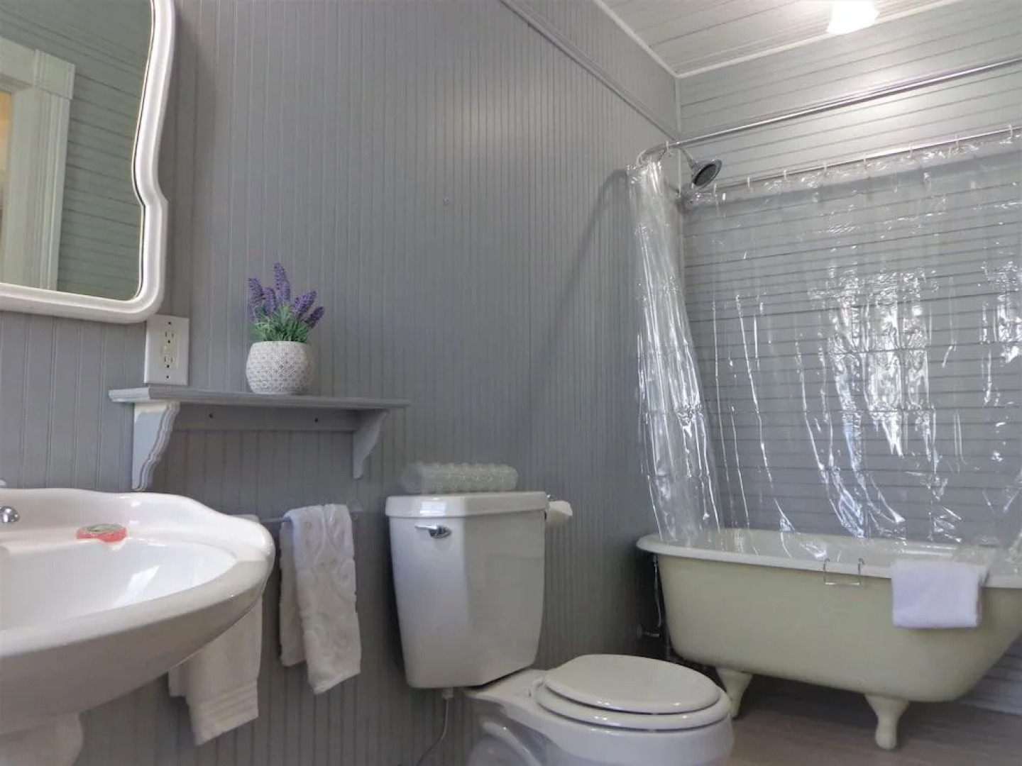 Grand Old Lady Hotel