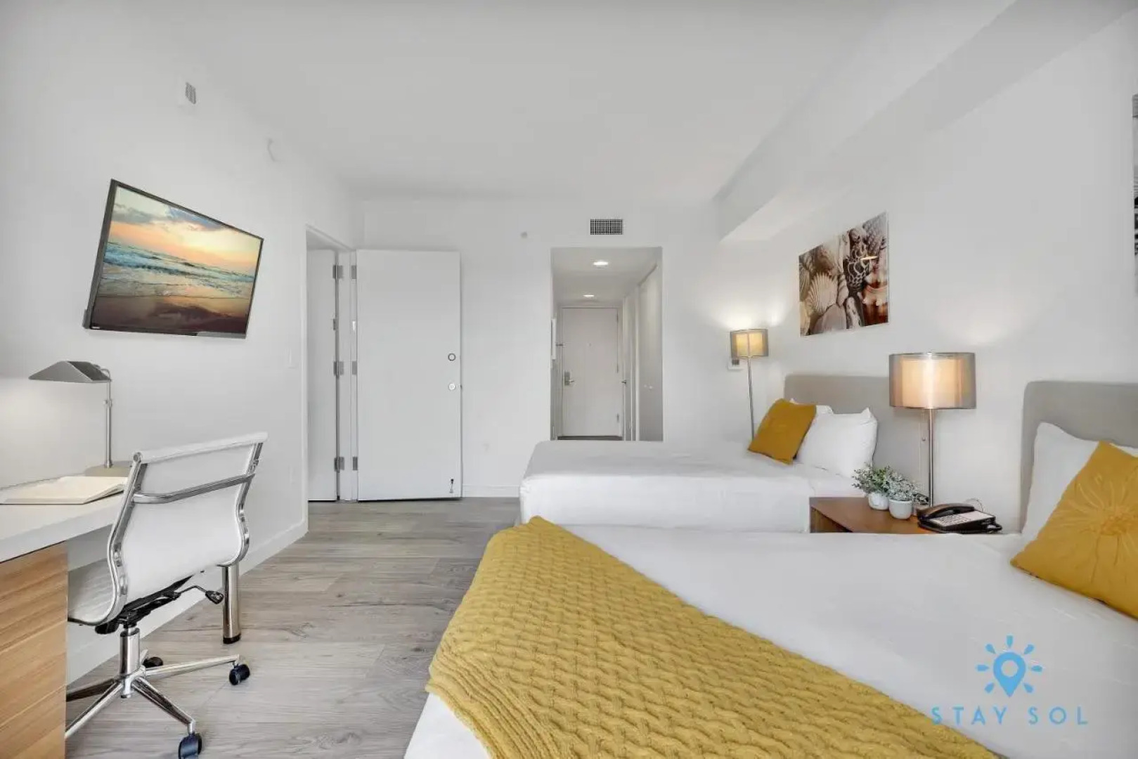 Stunning Studio Apartment w/ Breathless View Miami 1909B