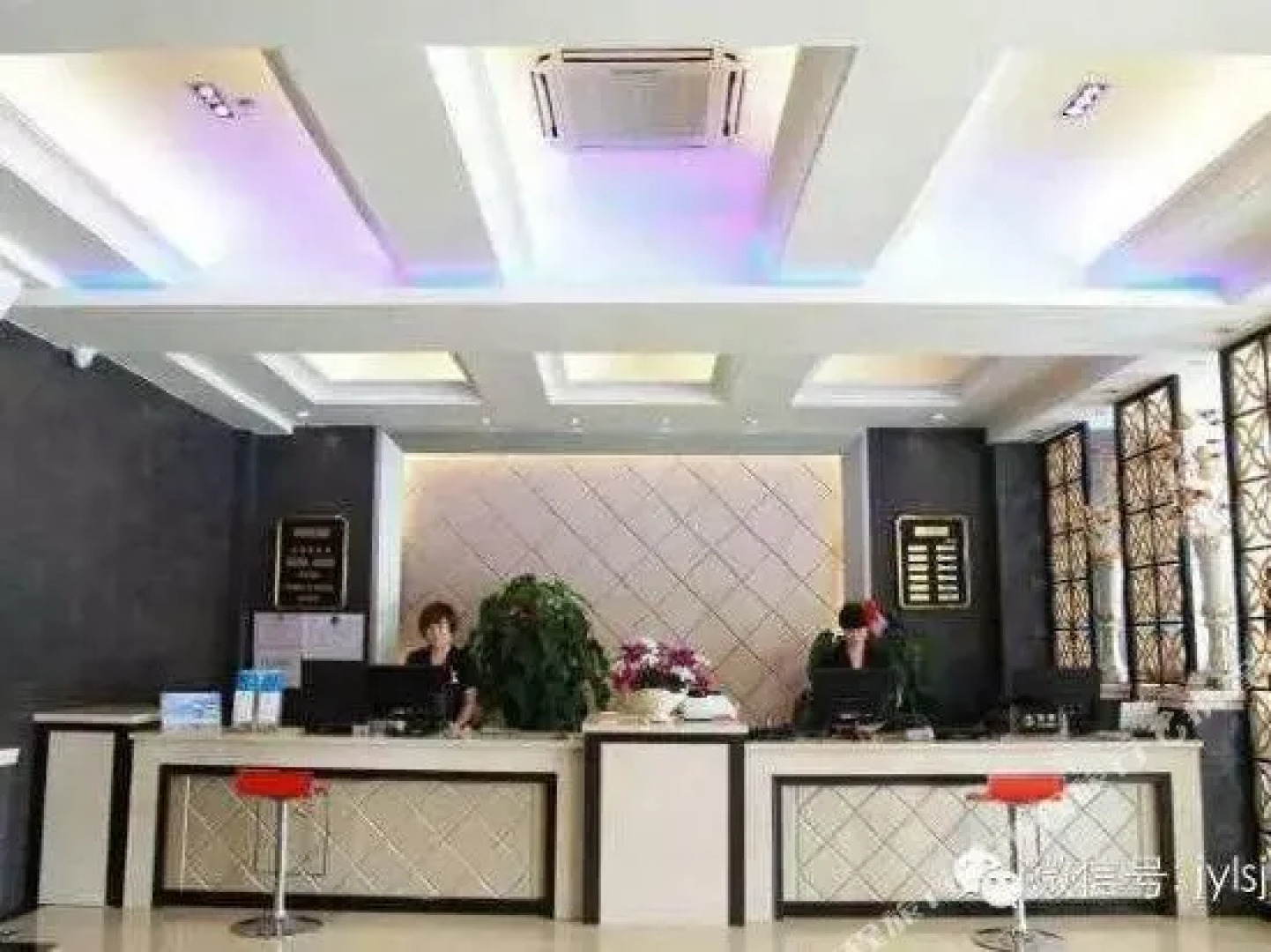 Jia Yu Hotel (Hohhot Water Park Metro Station Branch)