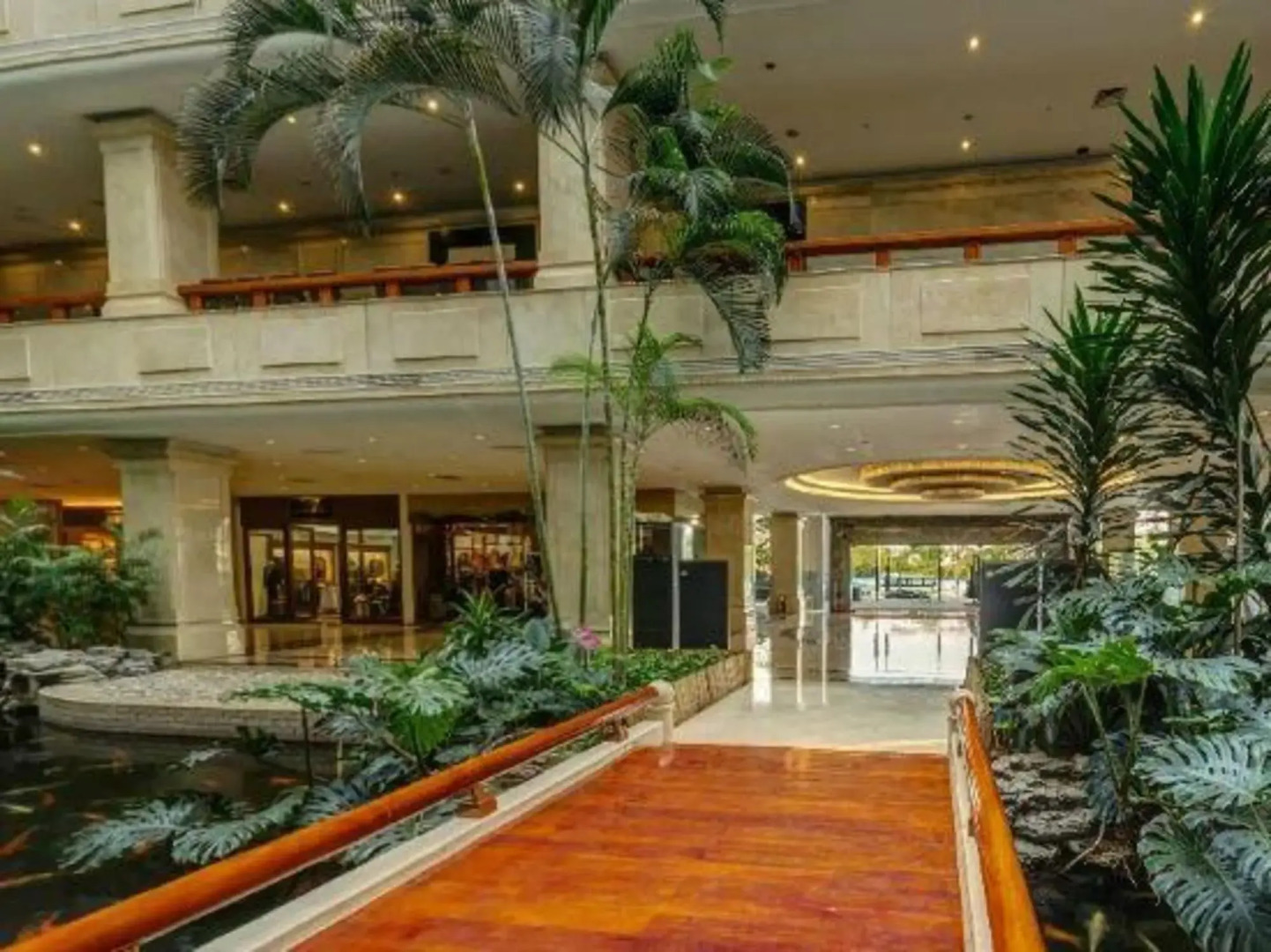 Crowne Plaza Zhanjiang