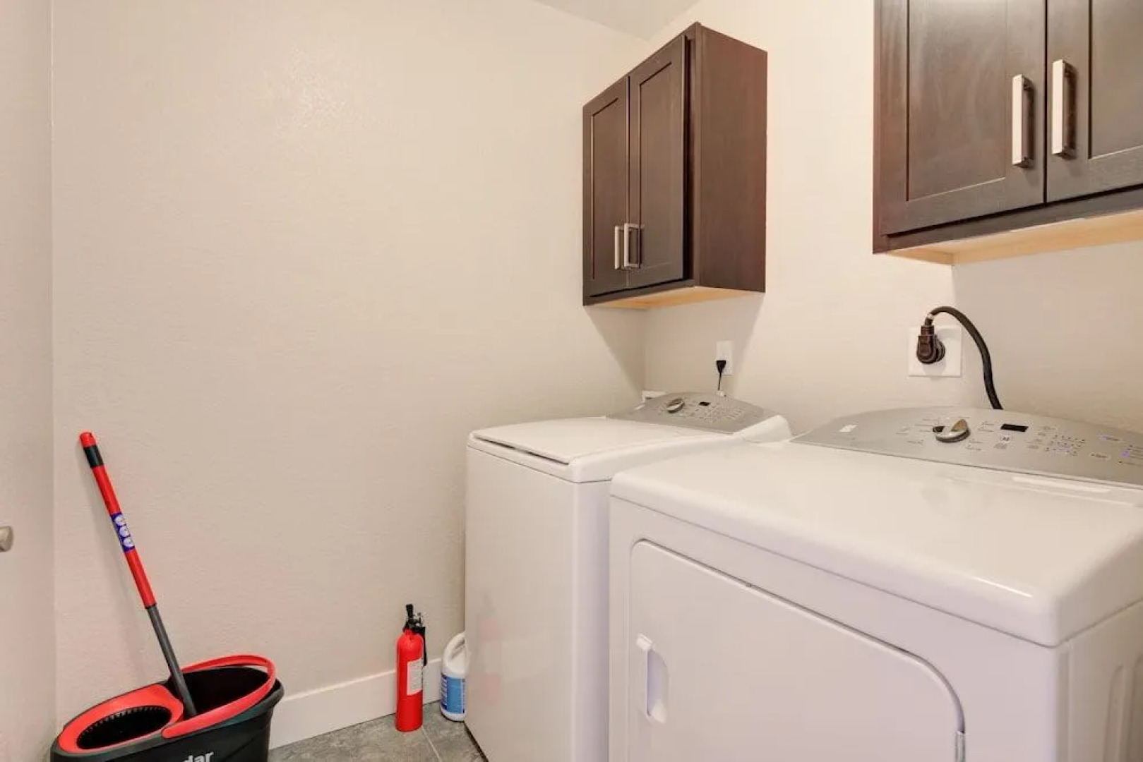 Marbella Lane Executive Townhome, 20 mins to Boulder