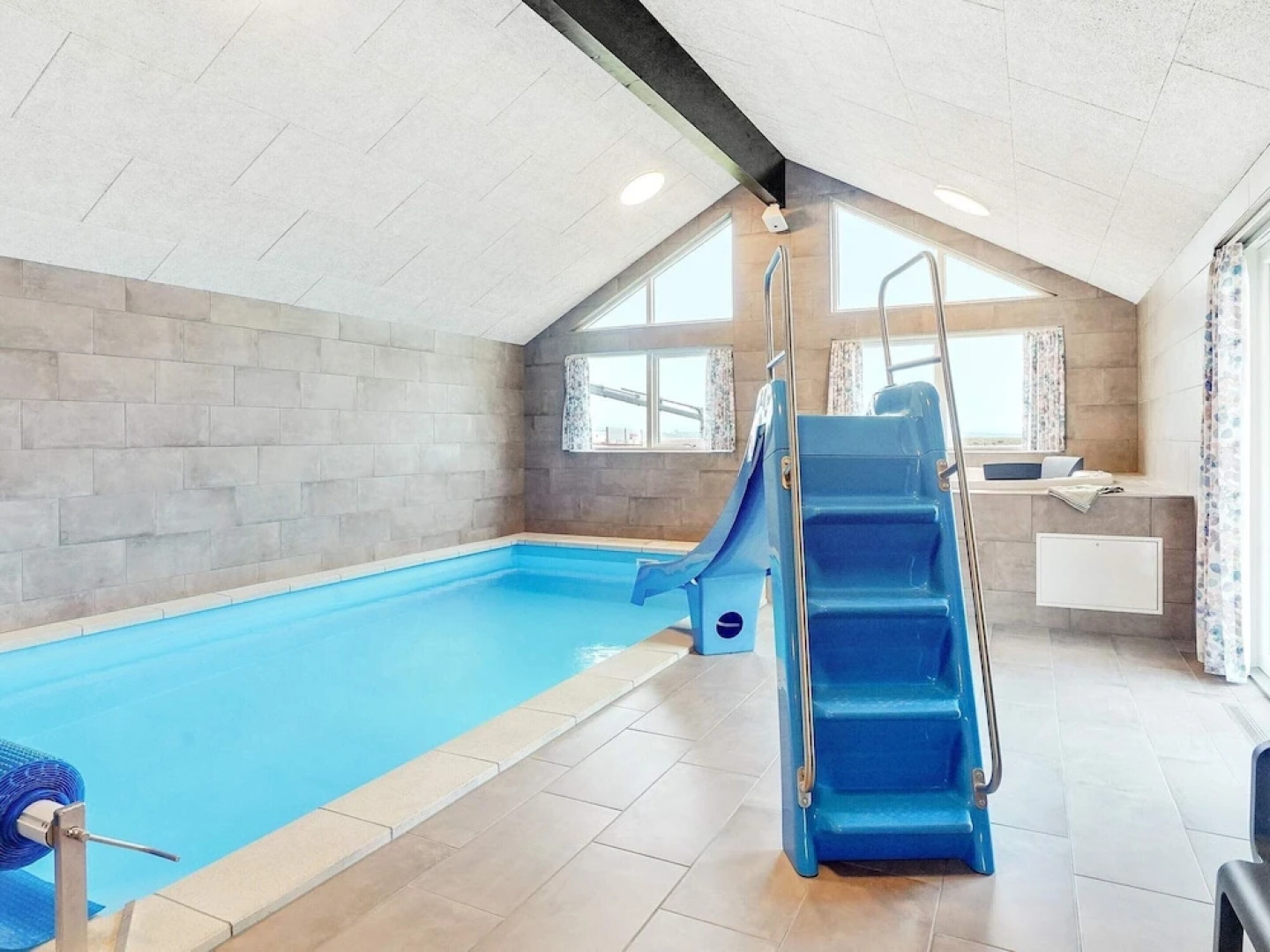 Spacious Retreat Near Beach - By Traum Ferienwohnungen