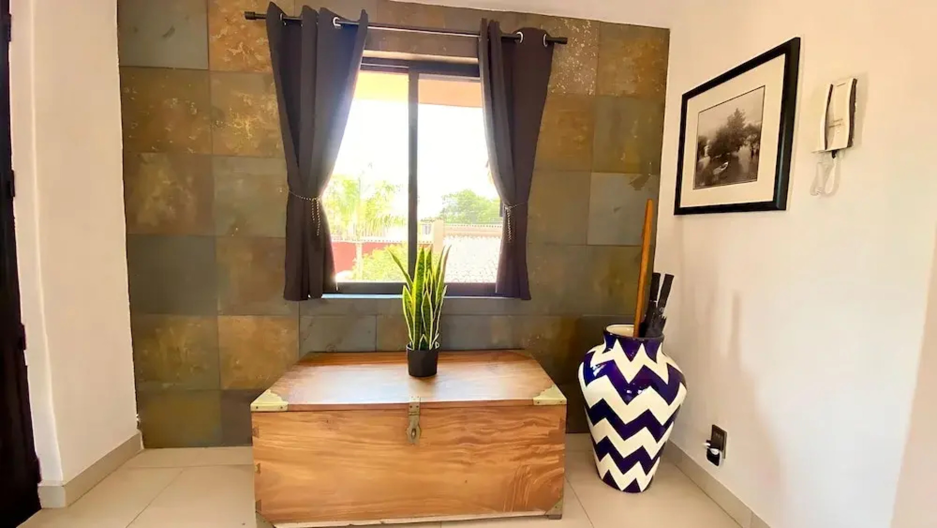 Ajijic Modern 1 Bedroom Home -walk To Everything -patio -gym -pickleball Court