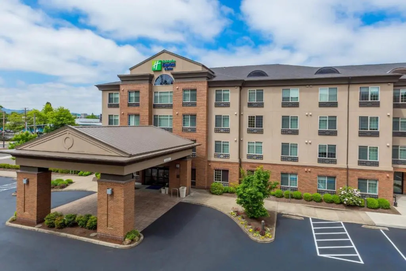 Holiday Inn Express Hotel & Suites Eugene Downtown-University by IHG