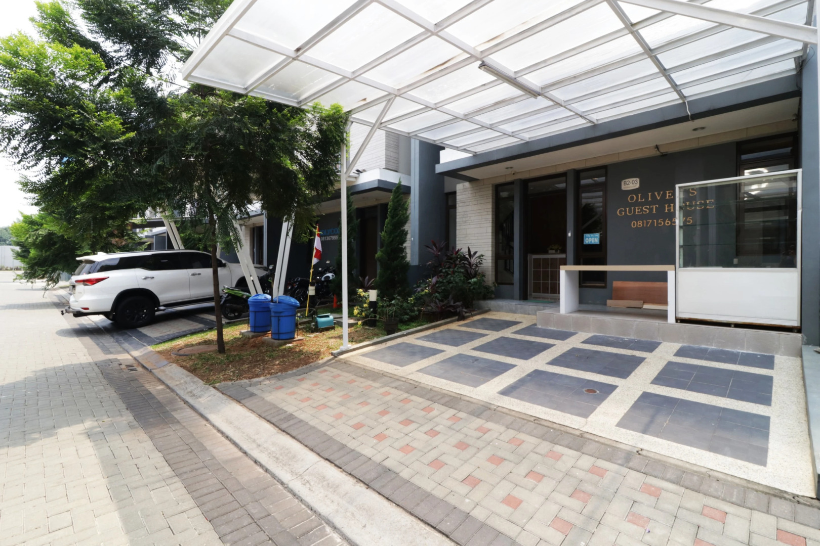 Oliver's Guest House