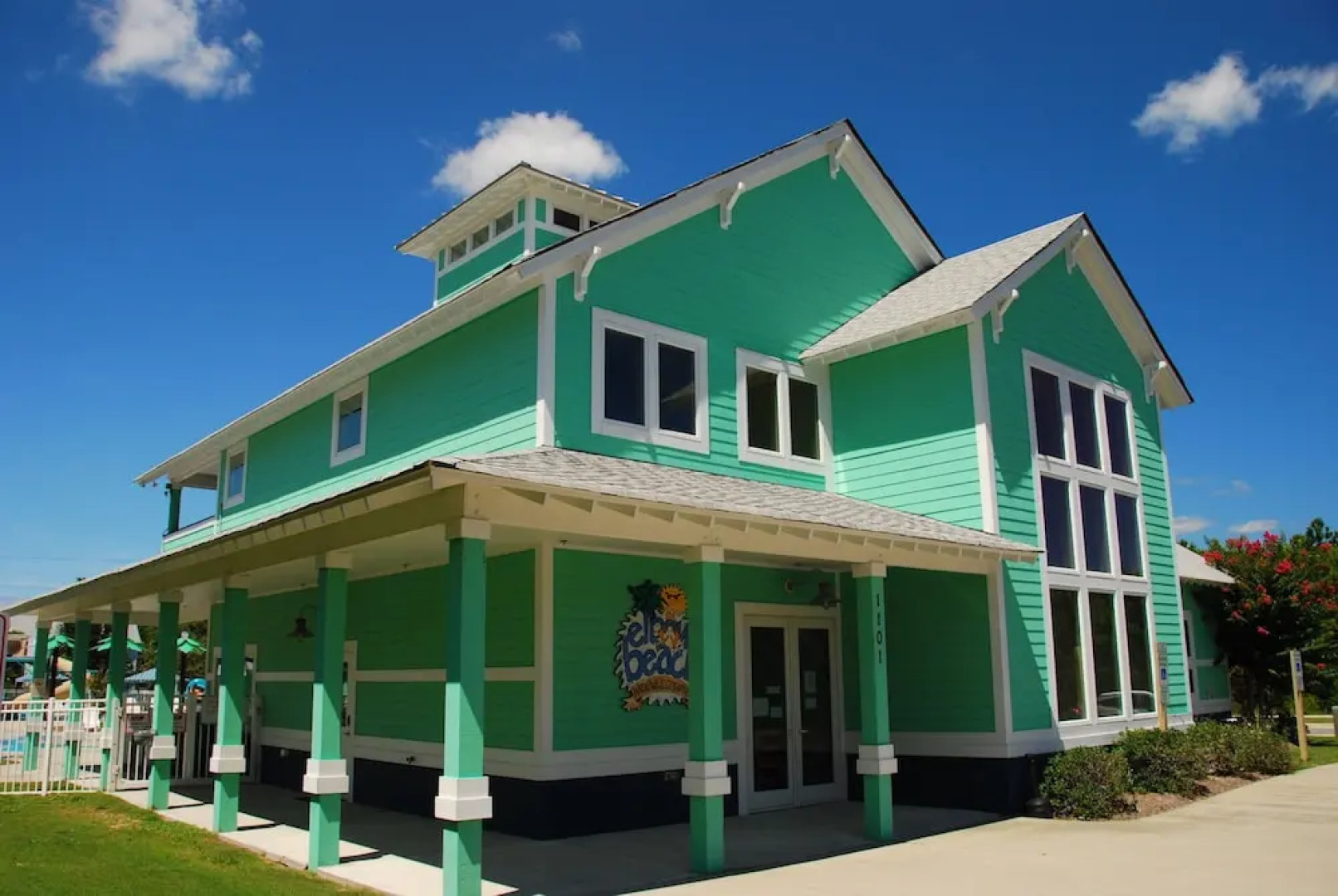 Hamilton Cay at Bermuda Bay by Kees Vacations