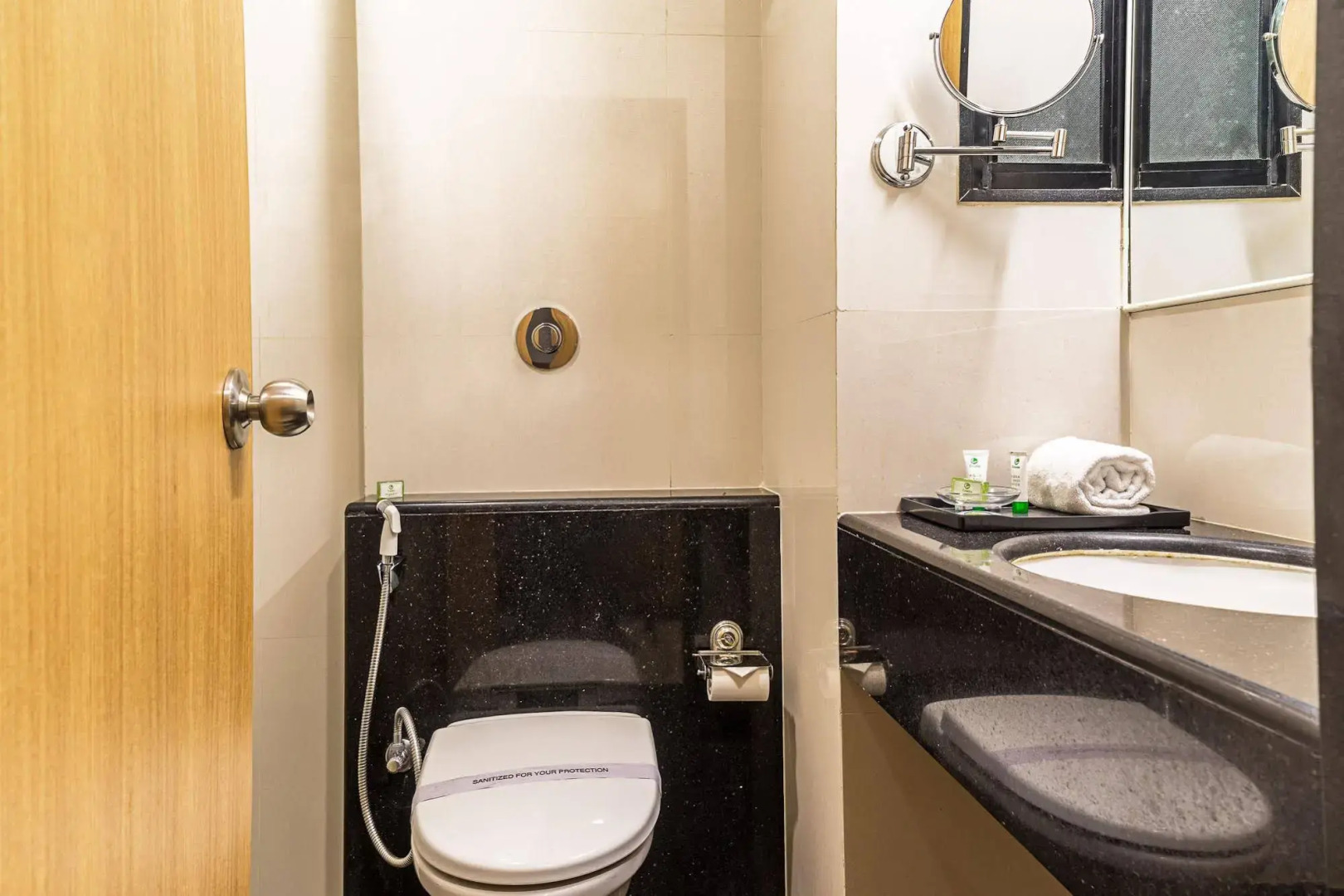 Treebo Premium Grand Emerald