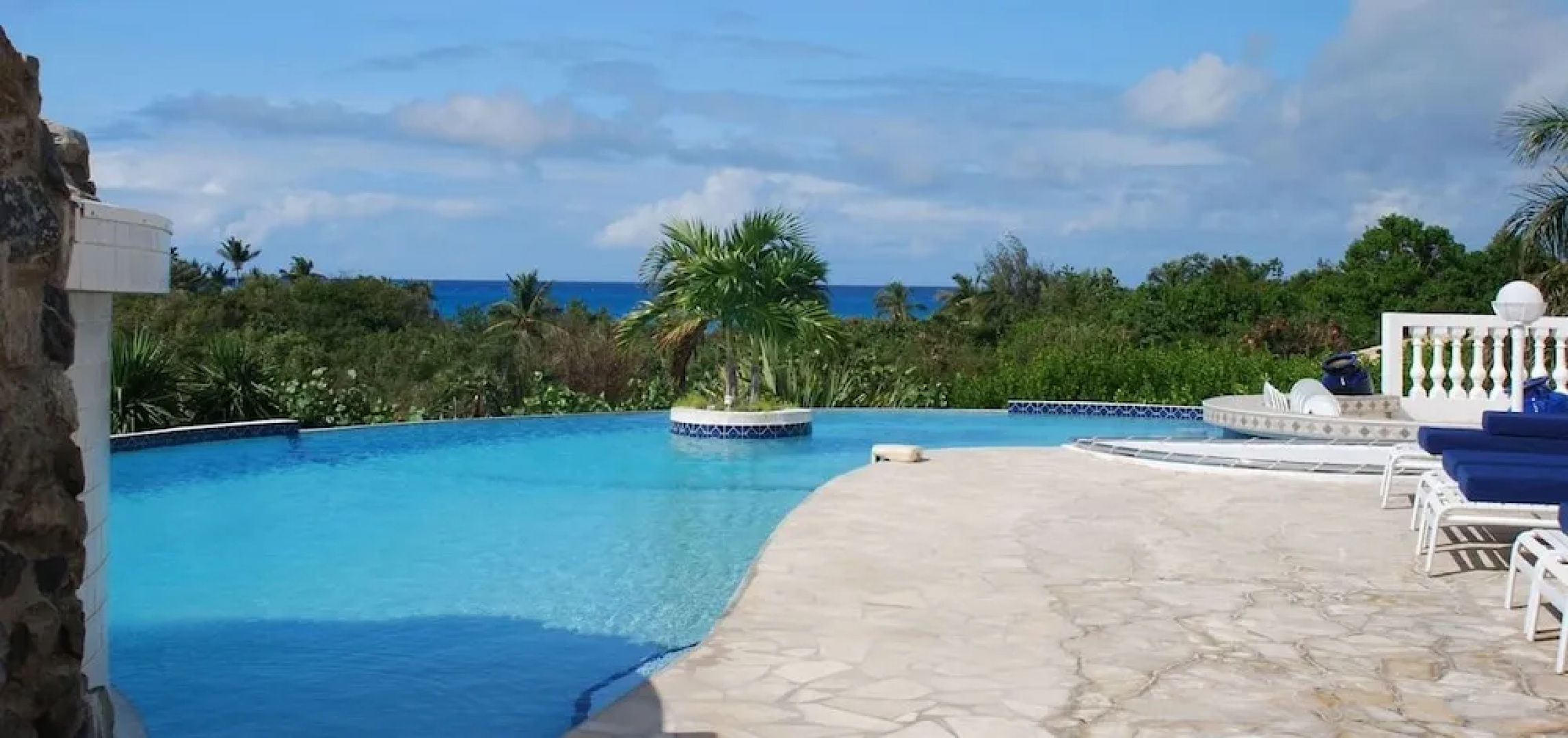 Villa Cascades