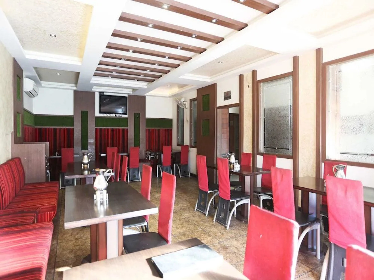 OYO Falgship 11668 Hotel Good Times