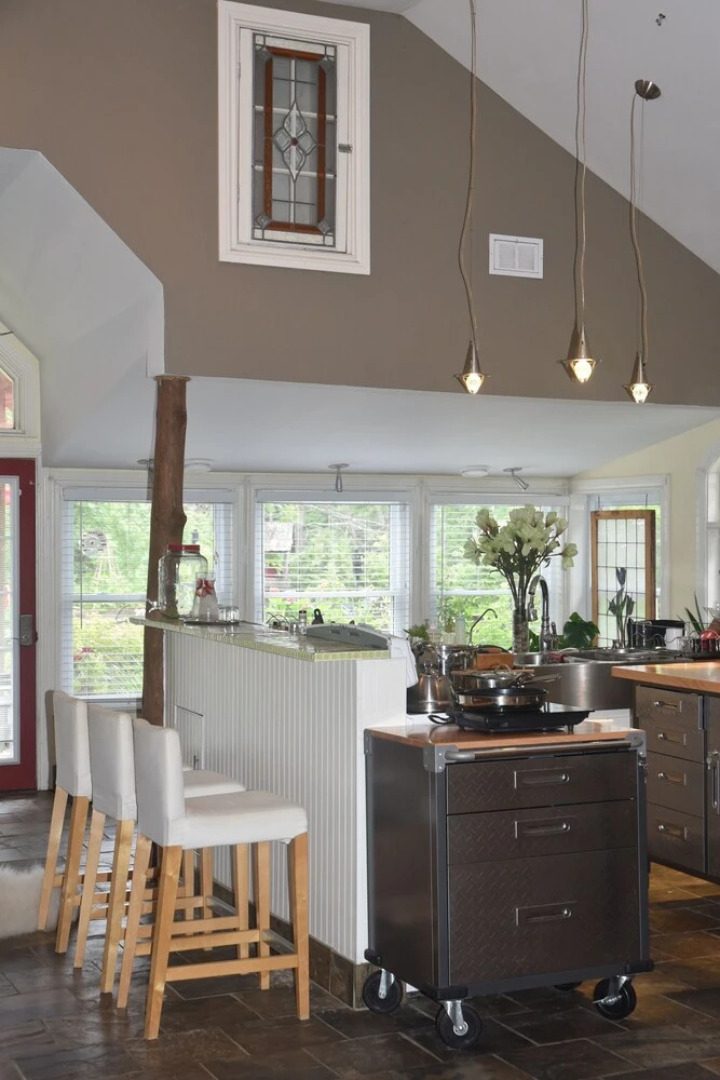 The Muskoka Rose Guest House & Retreat