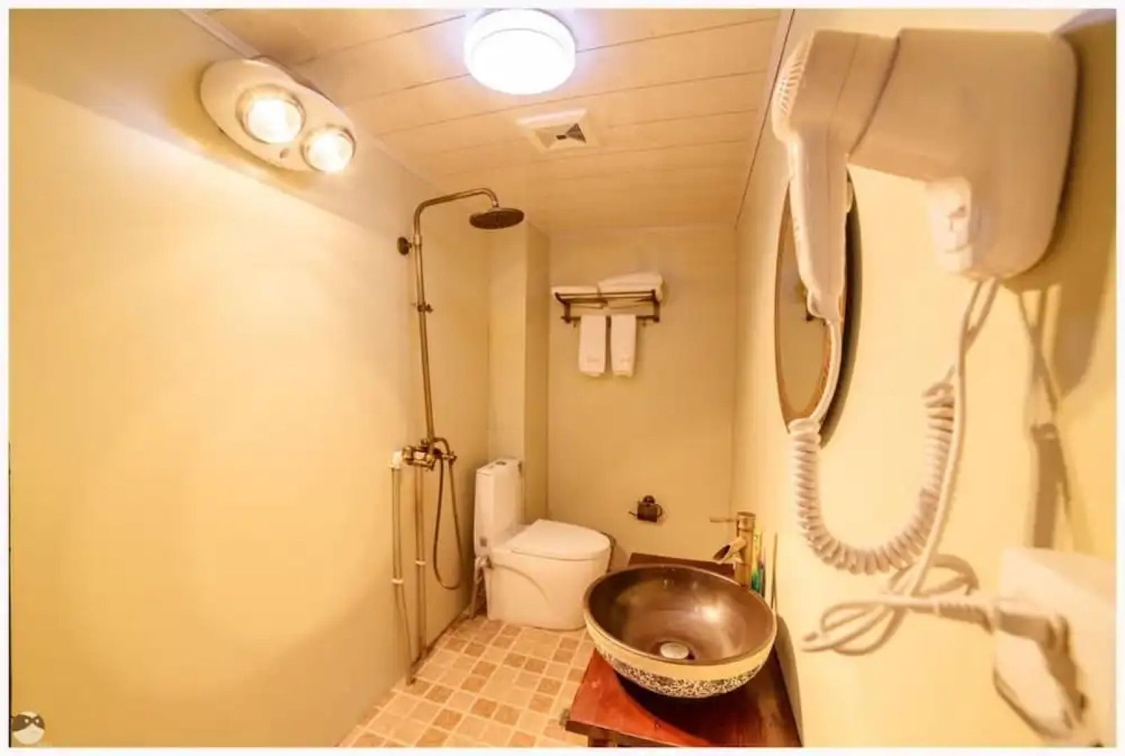 Yis Hostel