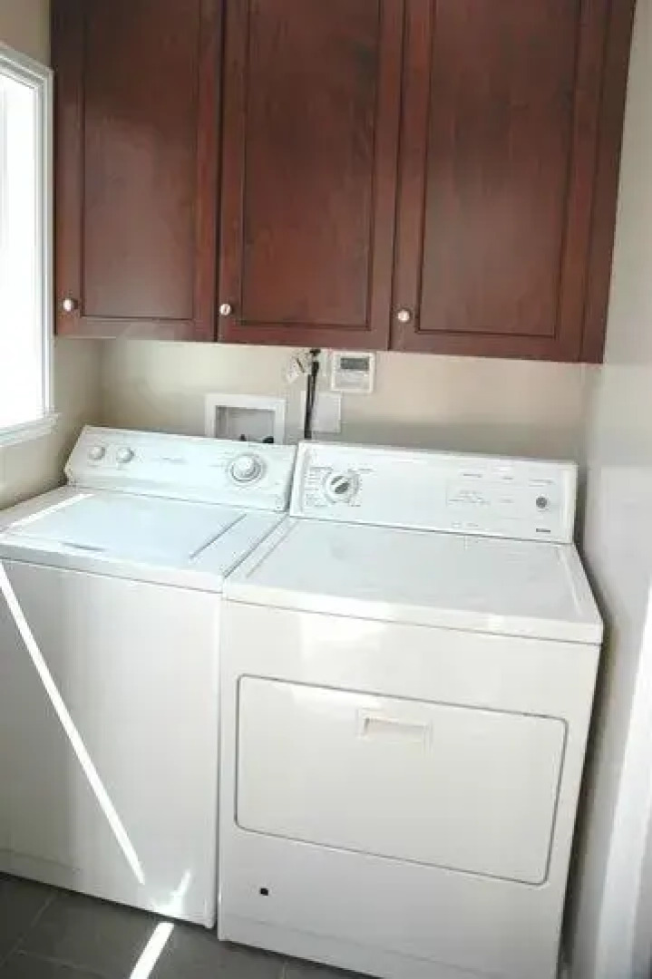 ELF Homes 4 Bedroom House on Oakland Ave