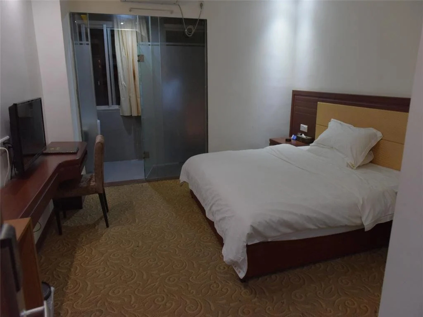 Jun Hotel Guangdong Zhanjiang Suixi County Quanfeng Square