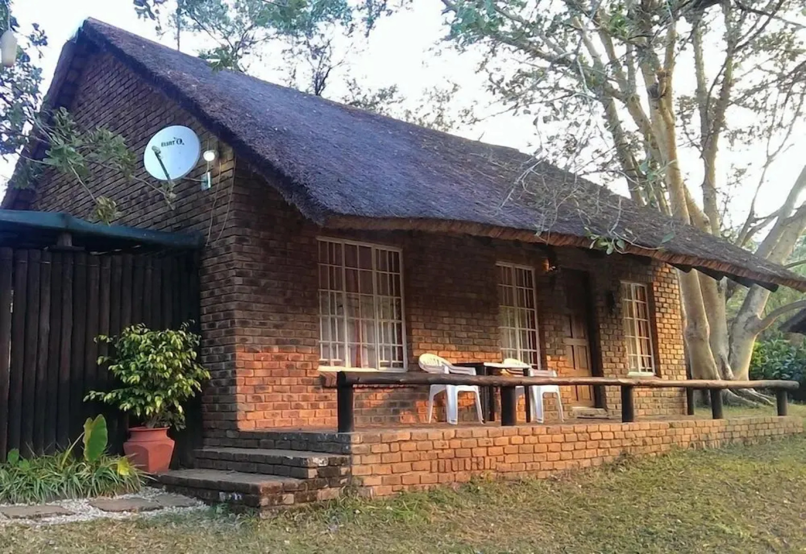 Kwambali Riverside Lodge