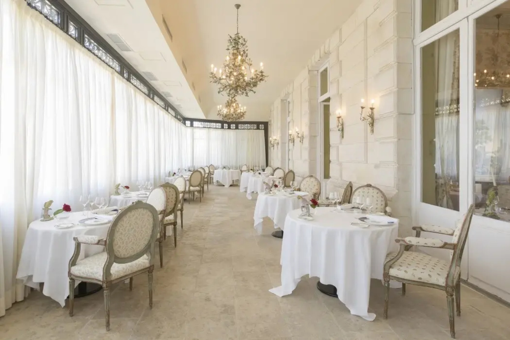 Château De Mirambeau