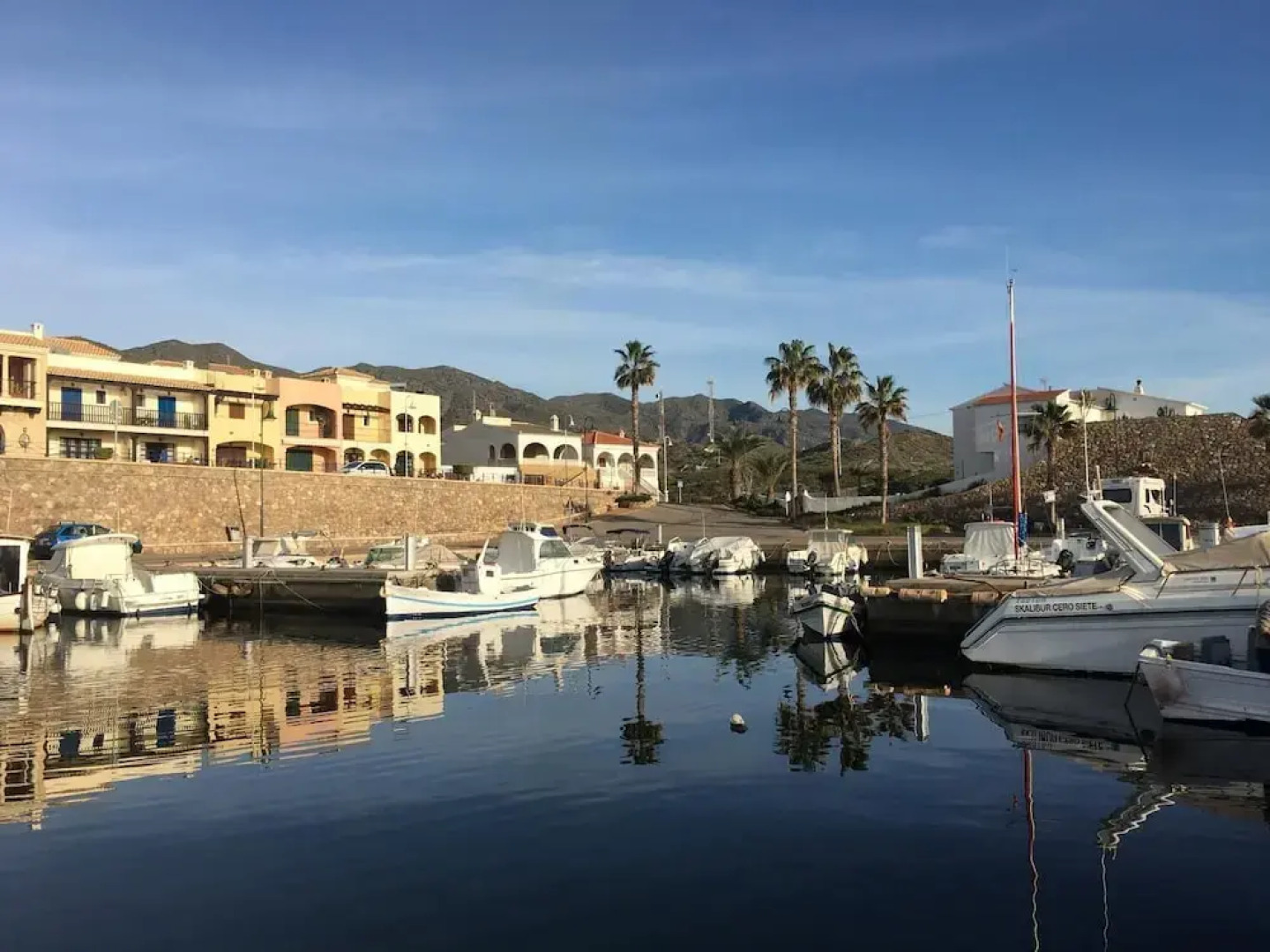 Hostal - Restaurante Playa Azul
