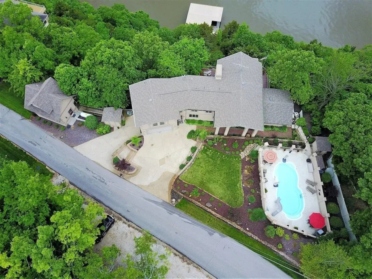 Bella Lago House