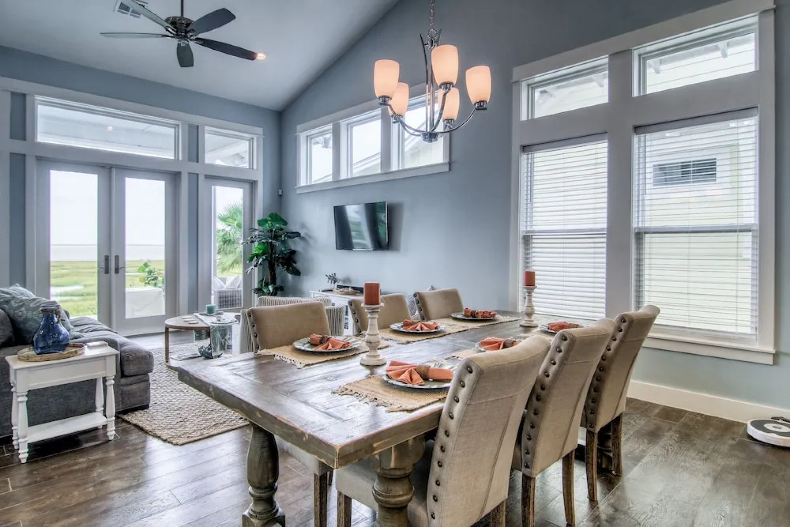 Reserve Lane Home 3 Bedrooms 2 Bathrooms Home