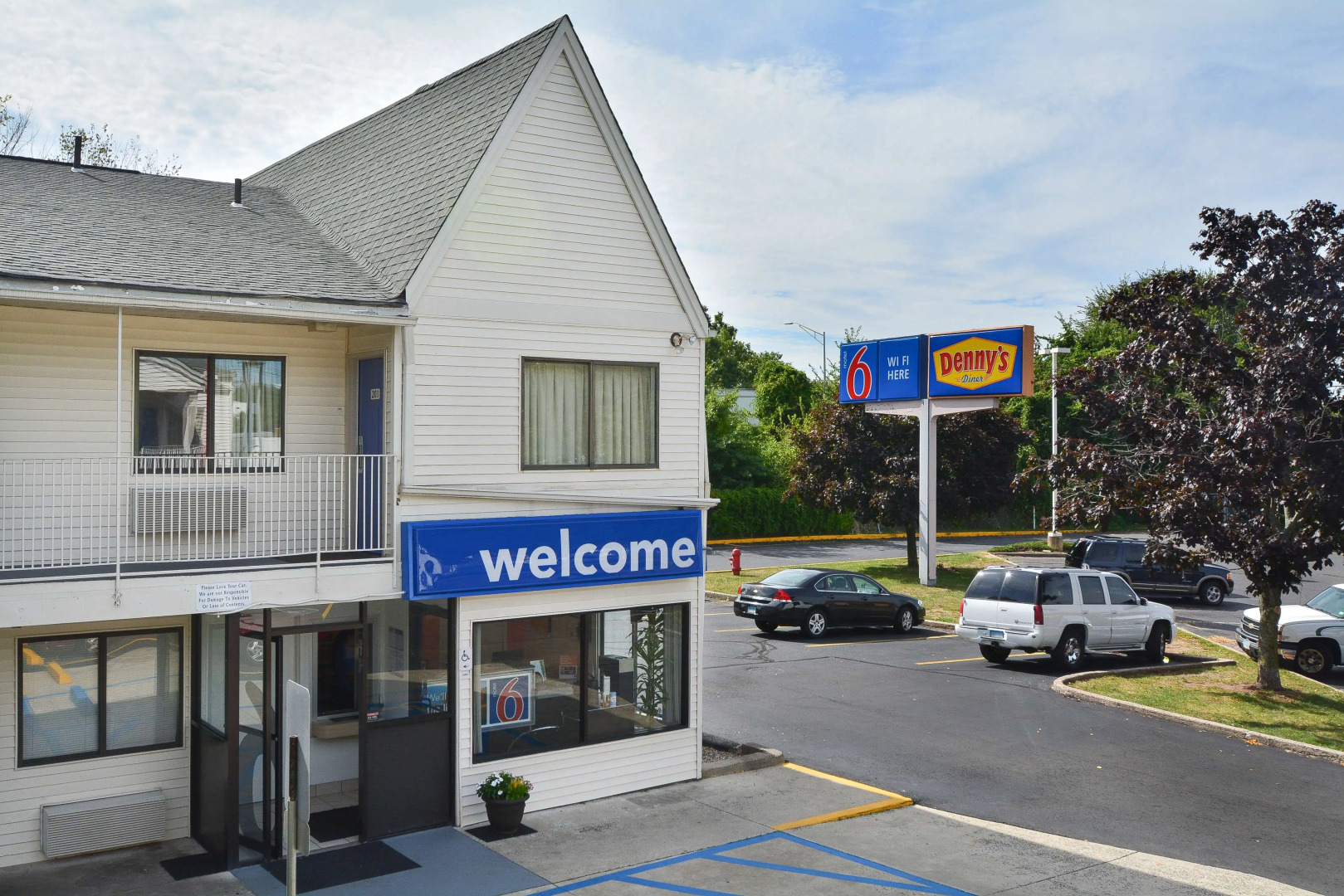 Motel 6 Southington, CT - Hartford